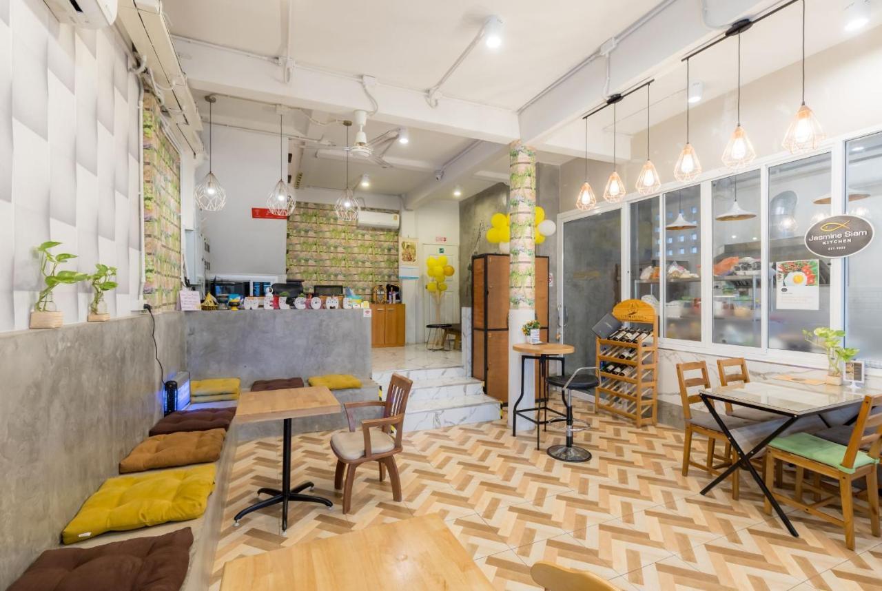 Hostel Lemon Siam Petchaburi Road Bangkok Exteriör bild