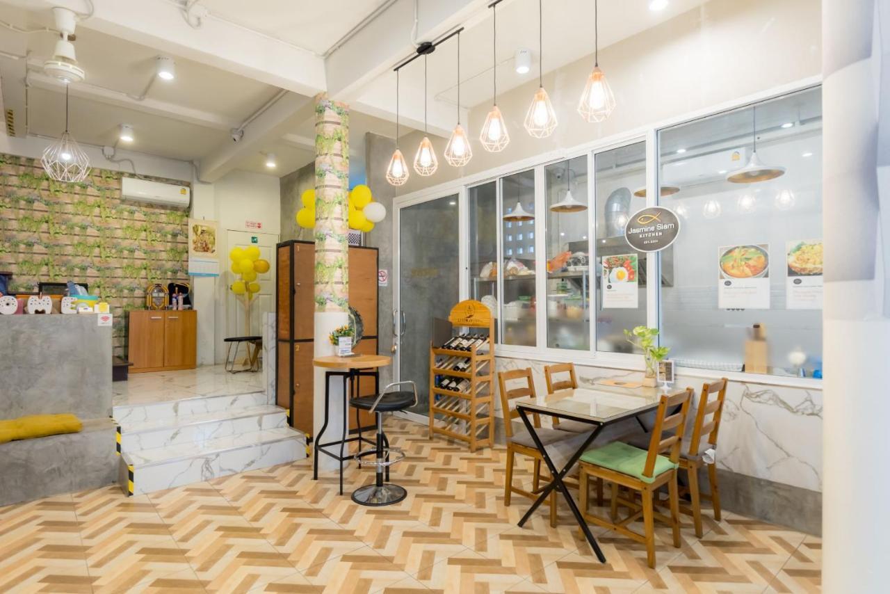 Hostel Lemon Siam Petchaburi Road Bangkok Exteriör bild