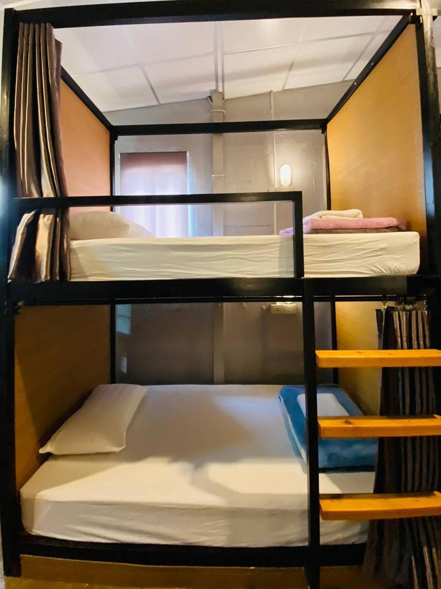 Hostel Lemon Siam Petchaburi Road Bangkok Exteriör bild