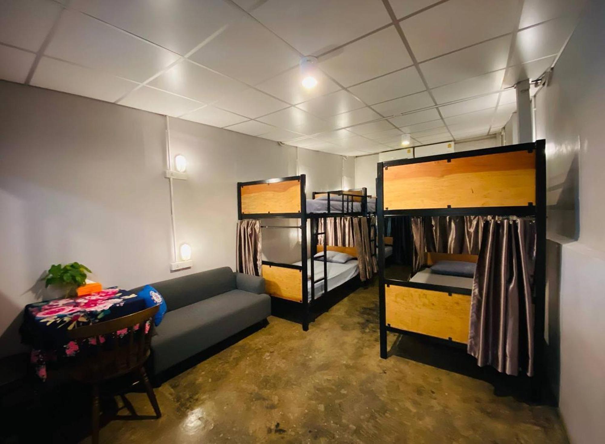 Hostel Lemon Siam Petchaburi Road Bangkok Exteriör bild